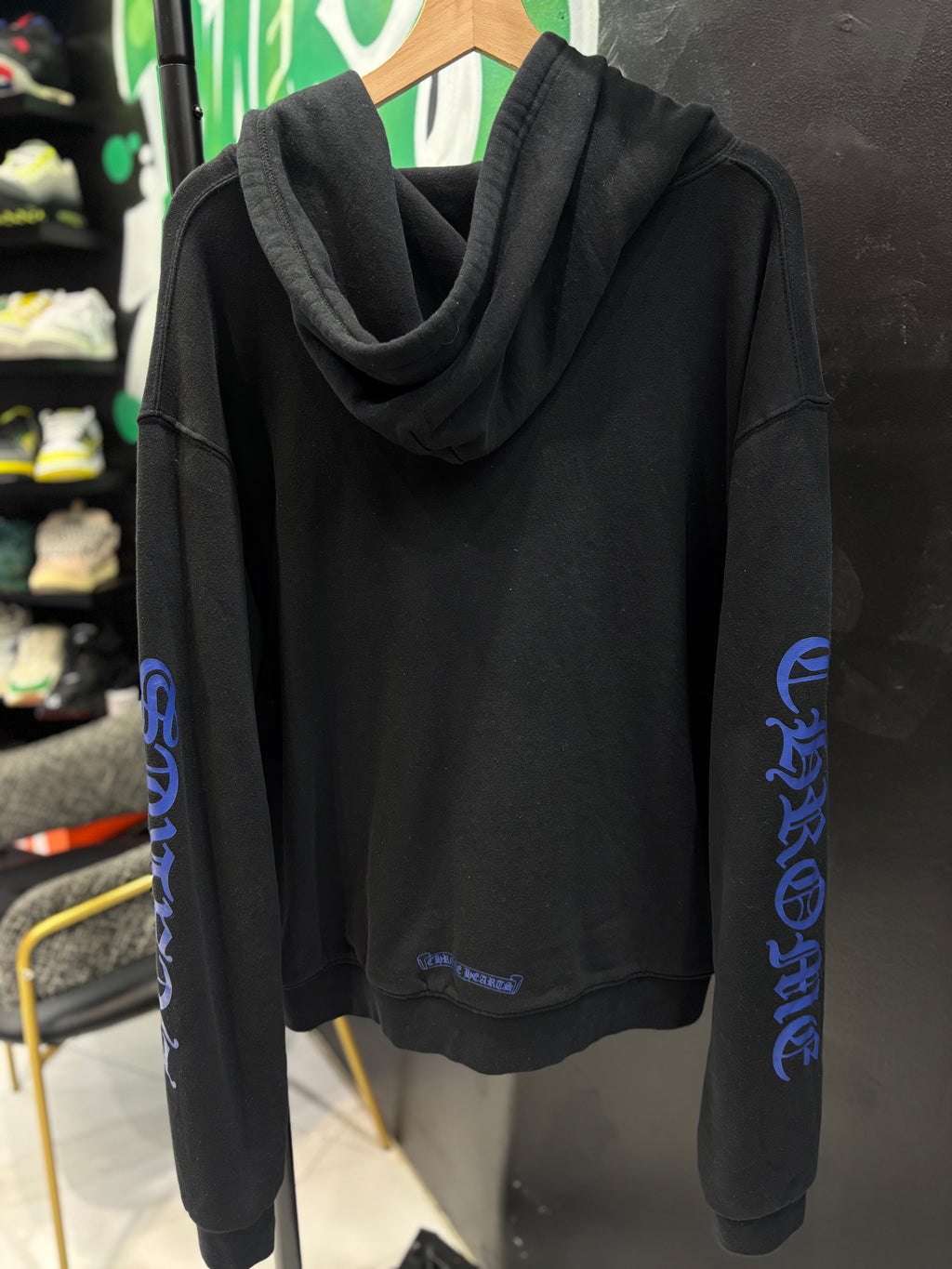Chrome heart vertical logo zip up blue/black sz Small U