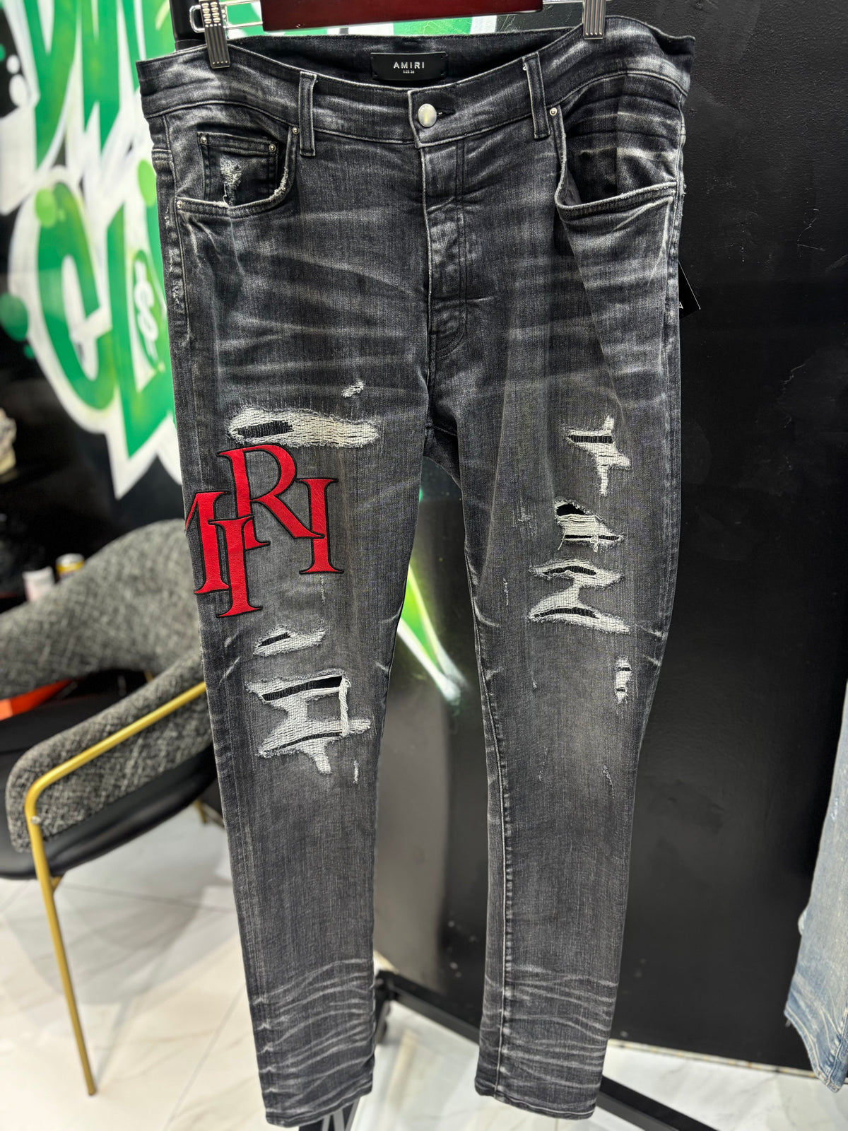 Amiri jeans red staggered logo sz 36 U