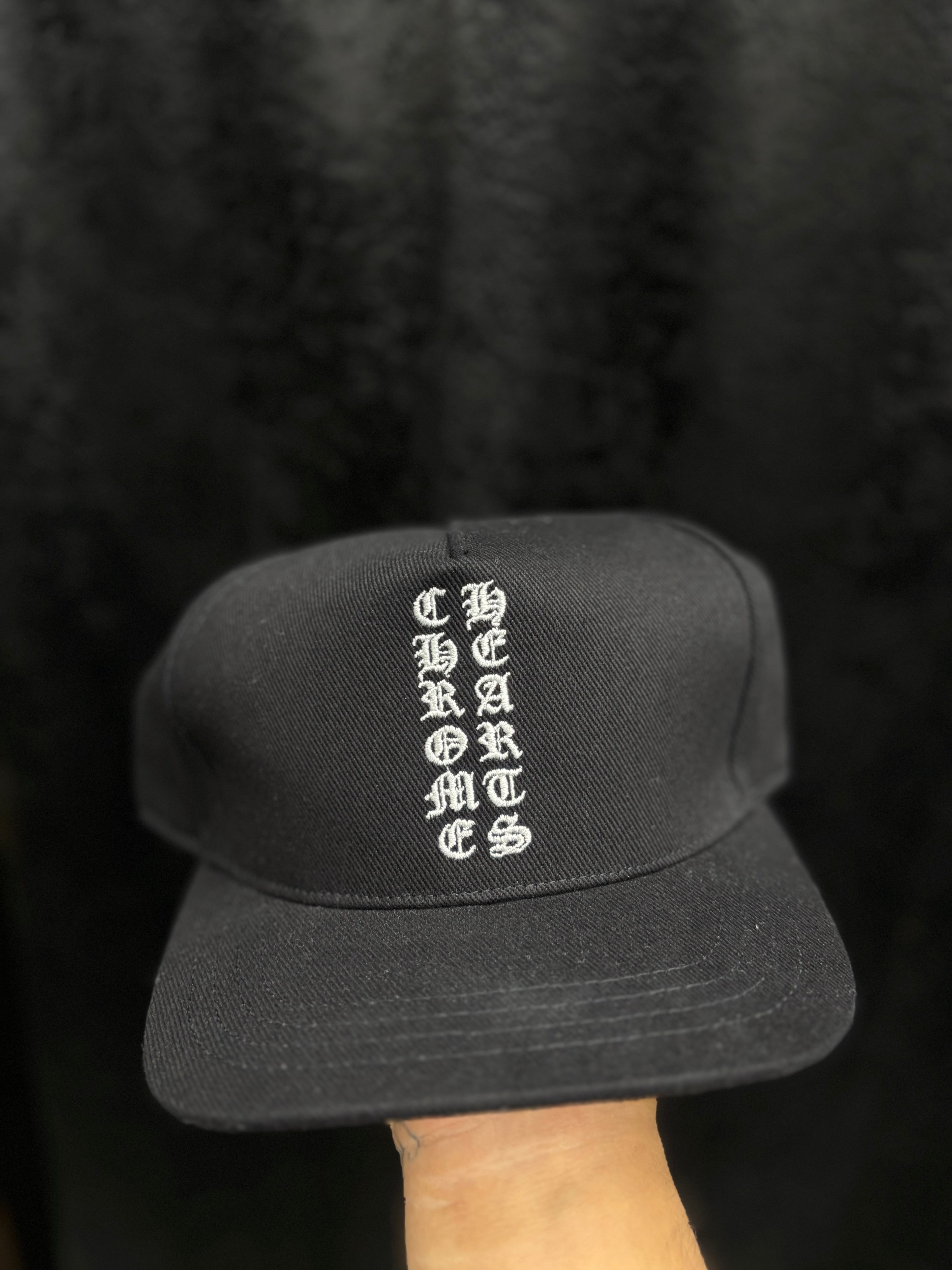 Chrome heart vertical logo trucker New
