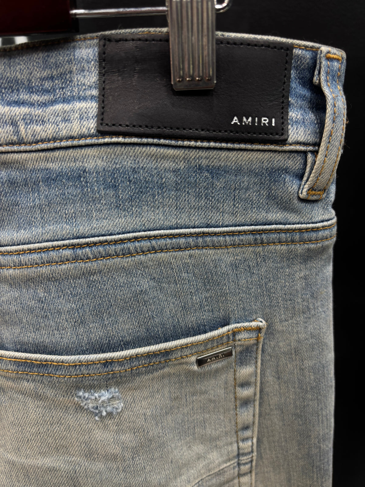 Amiri jeans old english patch sz 38 U